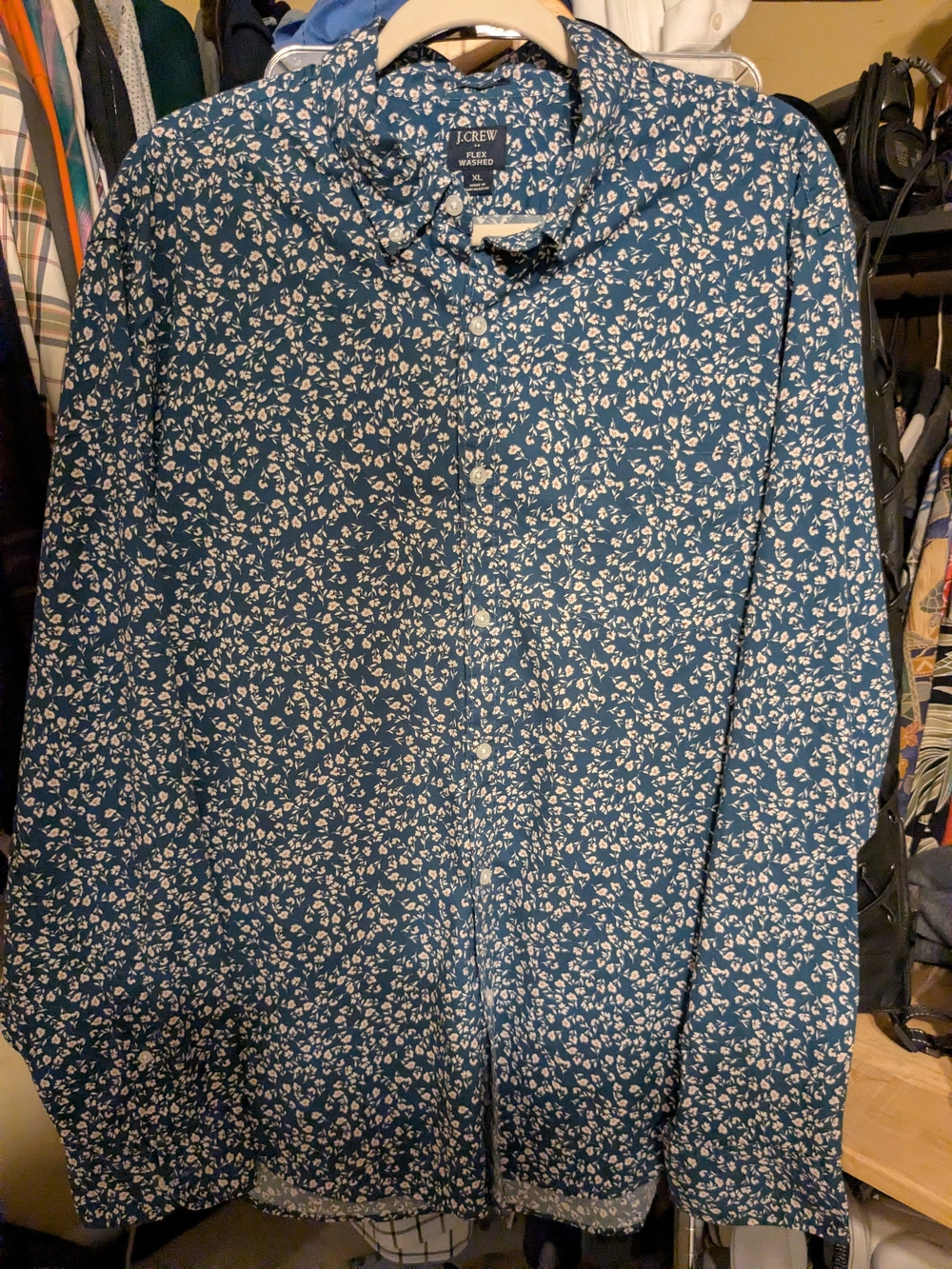 J. Crew Men’s XL Classic Flex Washed Navy Blue Floral Button-Up Shirt